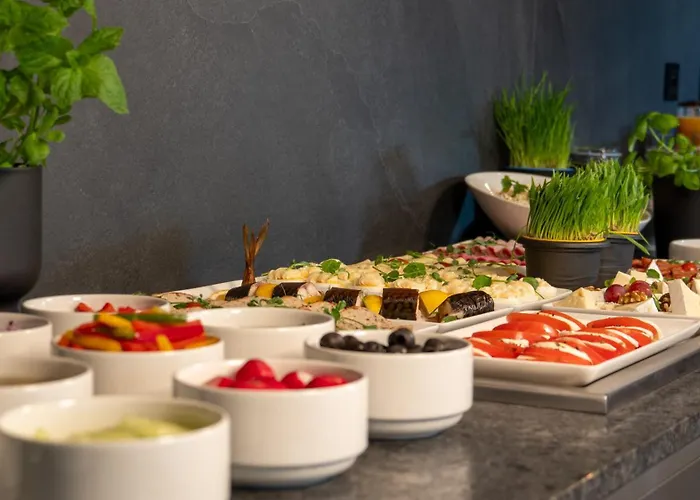 호텔 Great Polonia Umi 3*